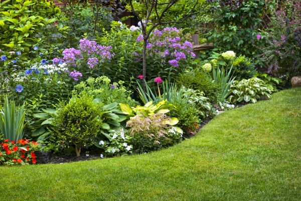 Flower Bed Service in Huntsville