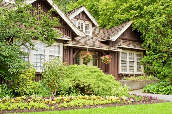 Log Home Landscaping in Huntsville